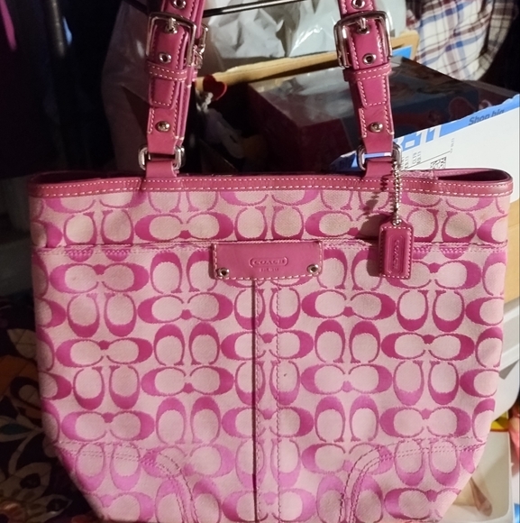 Vintage Coach Hampton Signature Pink Tote Shoulder Handbag Canvas Leather - Picture 1 of 5